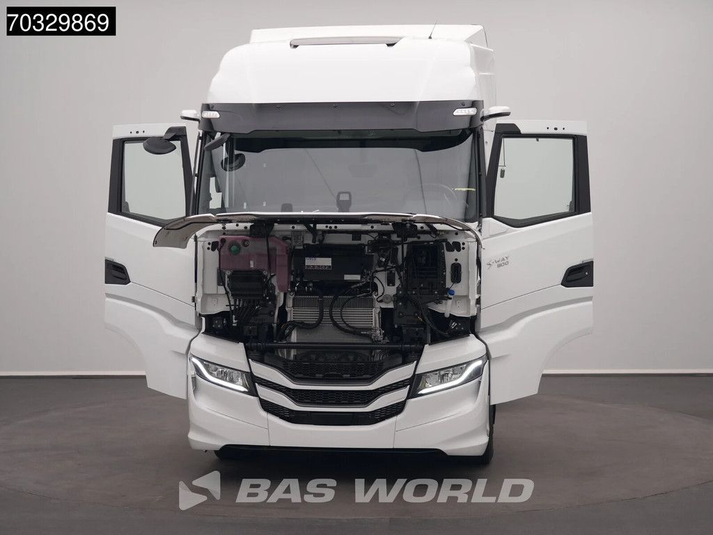 Iveco S-Way 500 4X2 NEW! HPEB ACC 2x beds Mirrorcams 770L tank Parking Cooler
