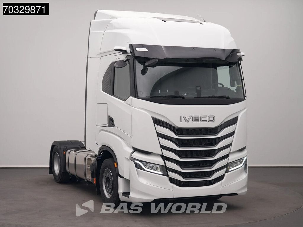 Iveco S-Way 500 4X2 NEW! HPEB ACC 2x beds Mirrorcams 770L tank Parking Cooler