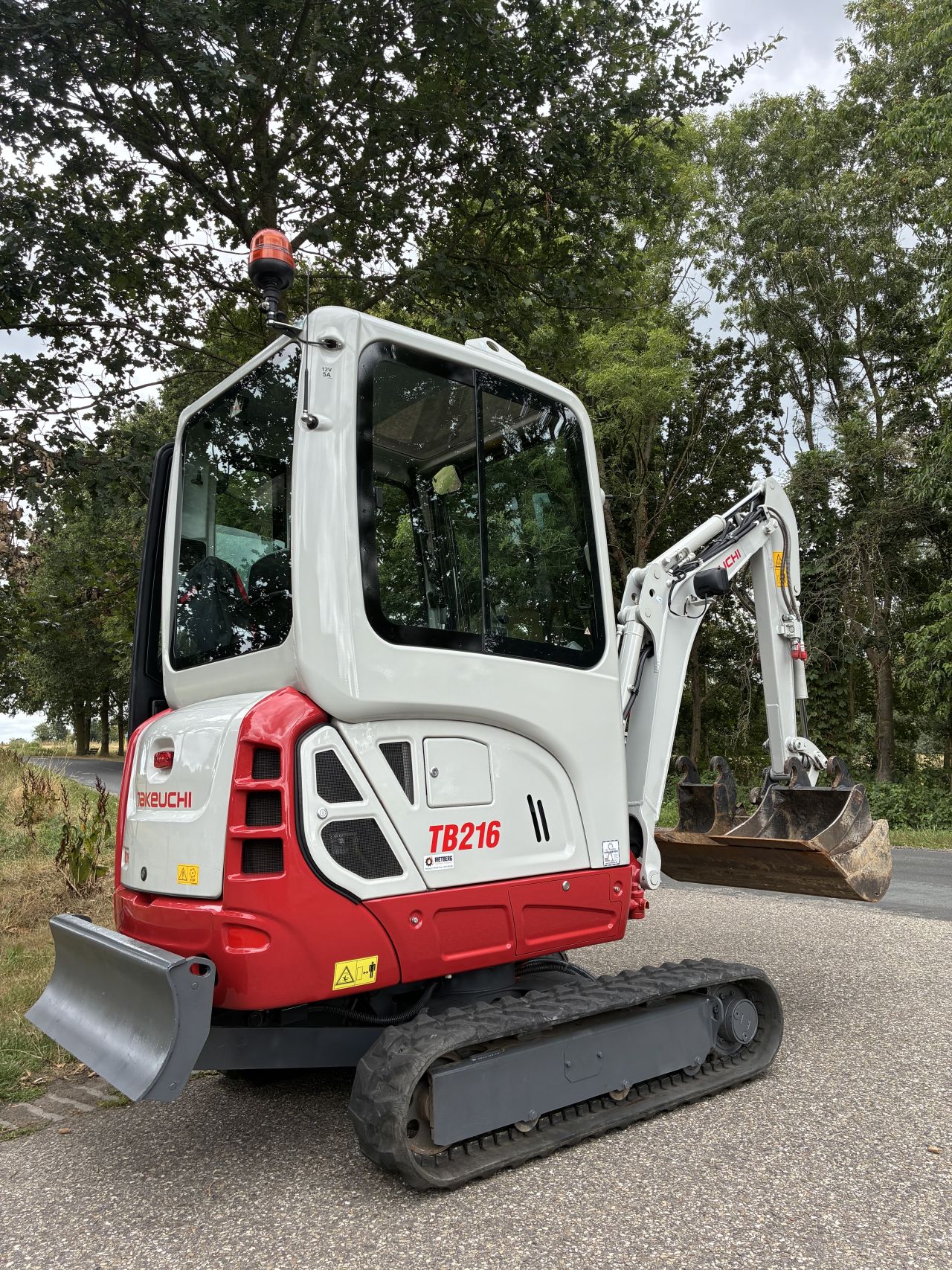 Takeuchi TB216 extra