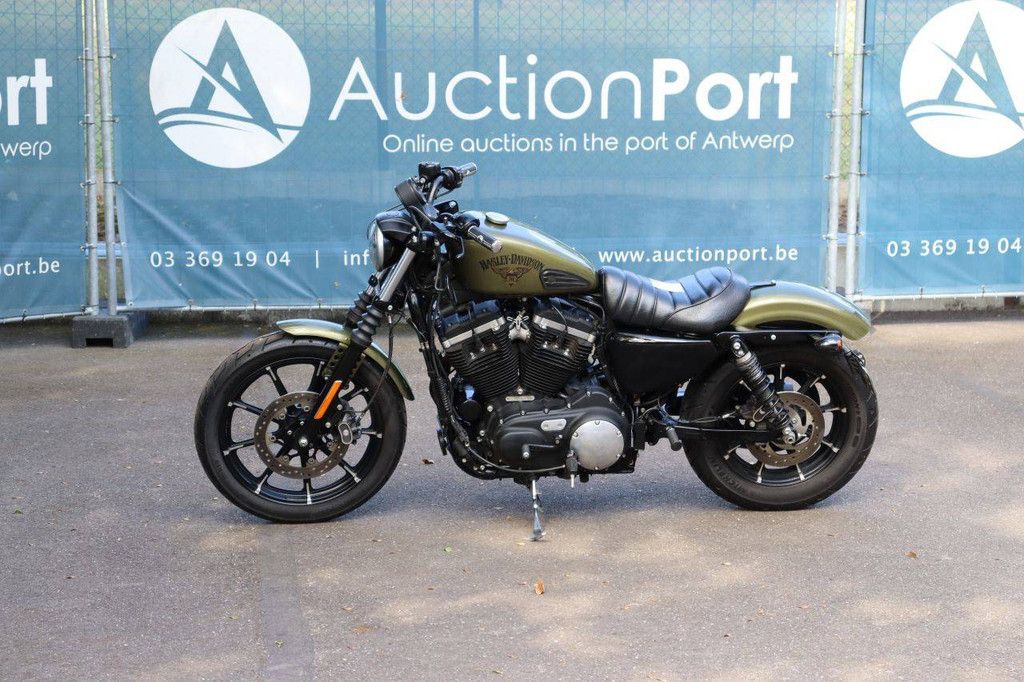 Motorrad Harley-Davidson SPORTSTER 883 IRON Benzin 2016