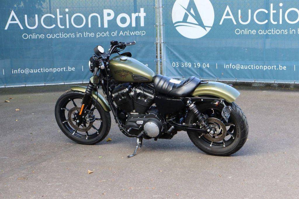 Motorrad Harley-Davidson SPORTSTER 883 IRON Benzin 2016