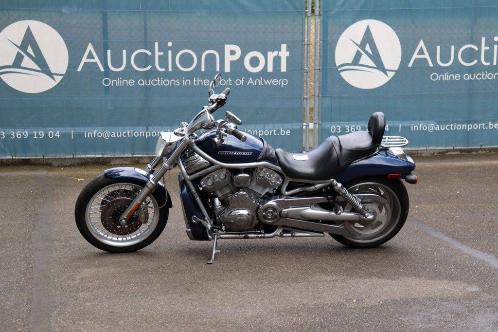 Motorrad Harley Davidson V-Rod VRSC Benzin 2008