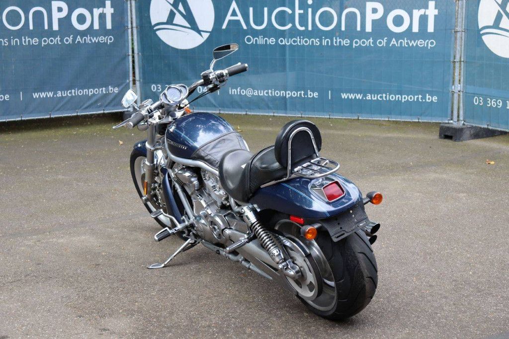 Motorrad Harley Davidson V-Rod VRSC Benzin 2008