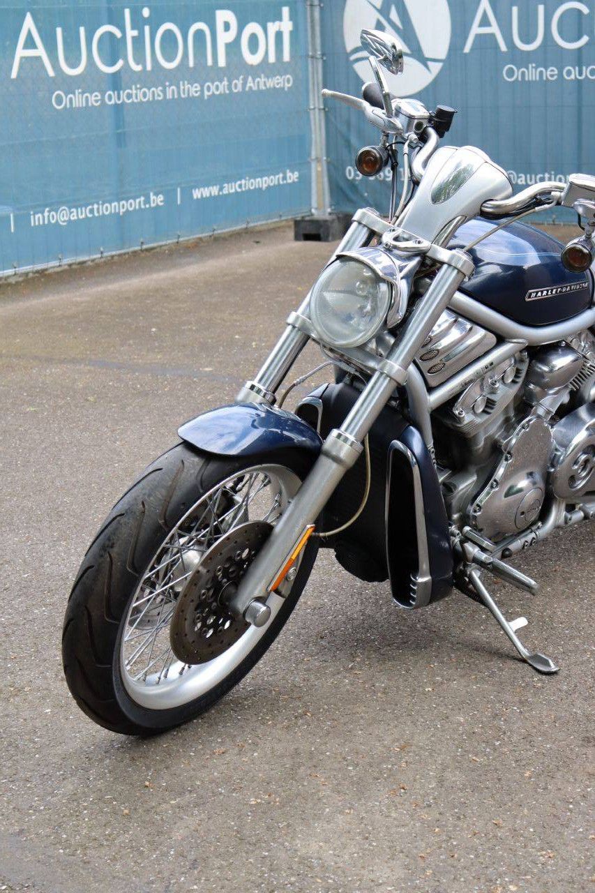 Motorrad Harley Davidson V-Rod VRSC Benzin 2008