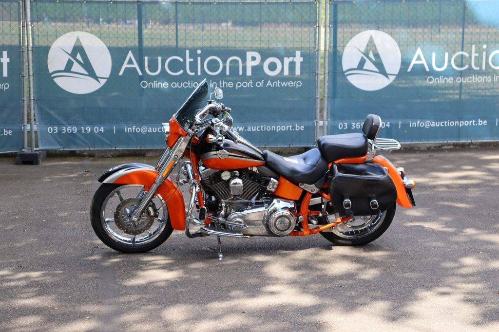 Motorrad Harley-Davidson CVO Softail Cabriolet Benzin 2010