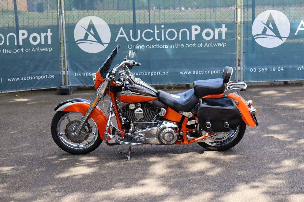 Motorrad Harley-Davidson CVO Softail Cabriolet Benzin 2010