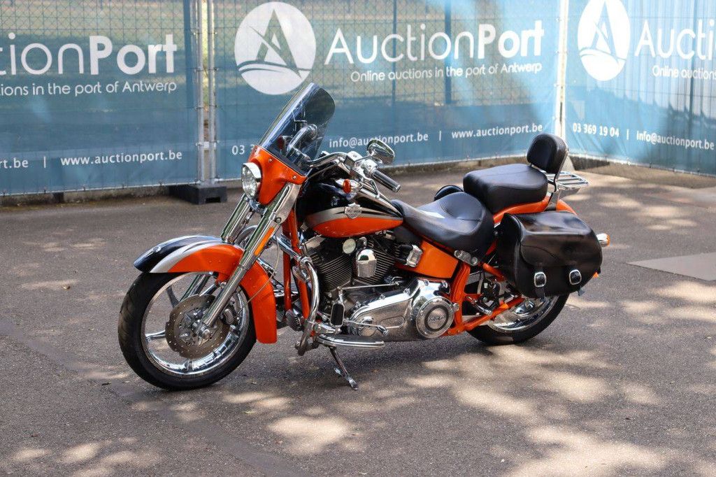 Motorrad Harley-Davidson CVO Softail Cabriolet Benzin 2010