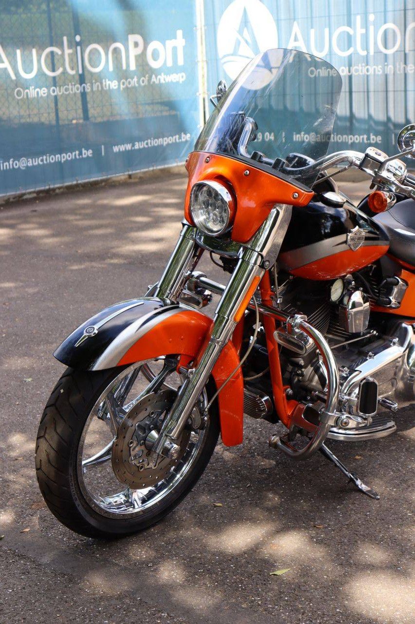 Motorrad Harley-Davidson CVO Softail Cabriolet Benzin 2010