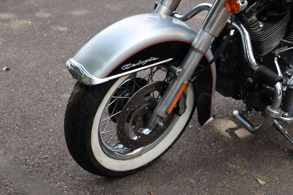 Harley-Davidson Deluxe Softail Benzinmotorrad 2016