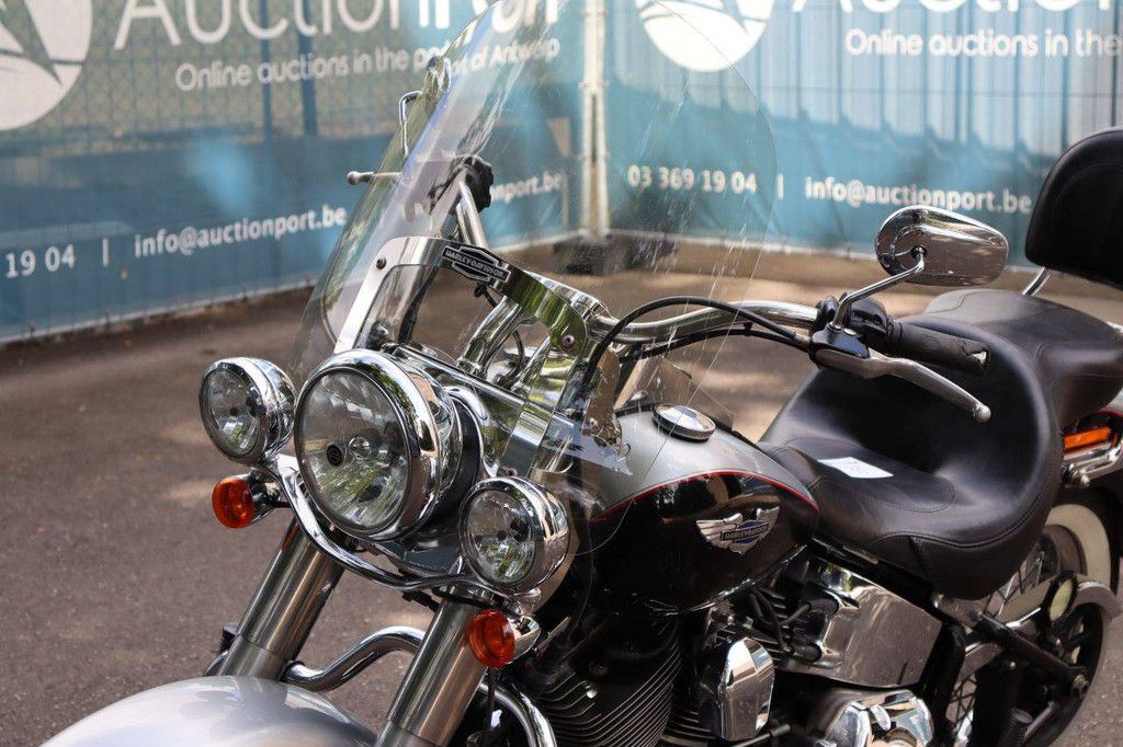Harley-Davidson Deluxe Softail Benzinmotorrad 2016
