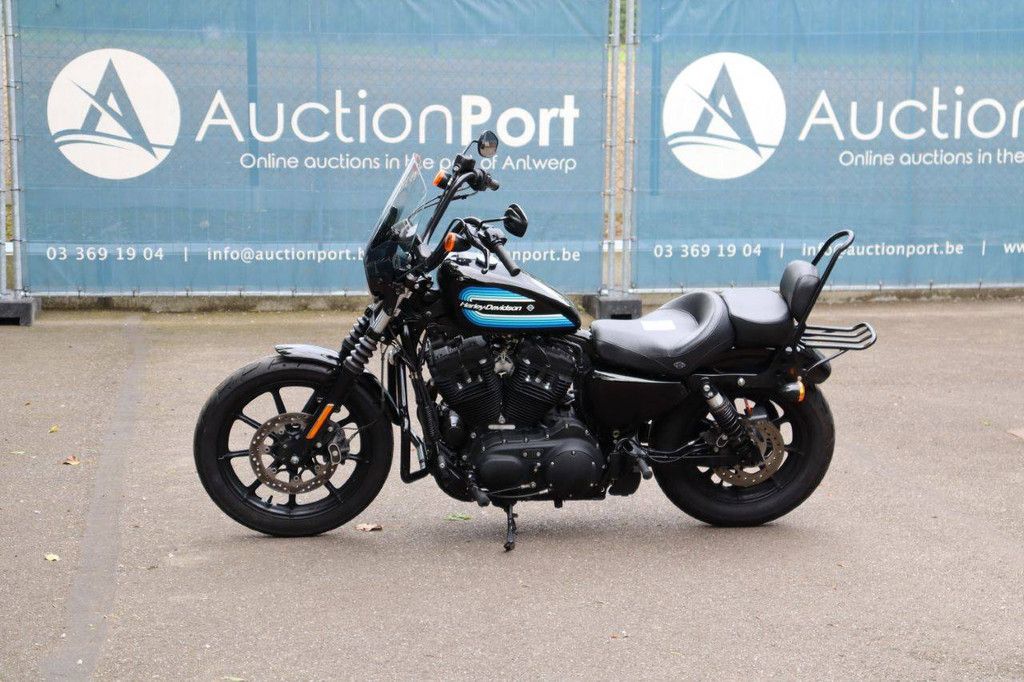 Motorcycle Harley Davidson Sportster 1200 Iron Petrol 2018