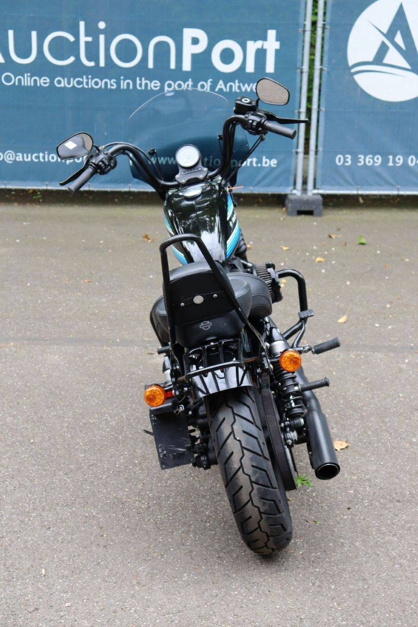 Motorcycle Harley Davidson Sportster 1200 Iron Petrol 2018