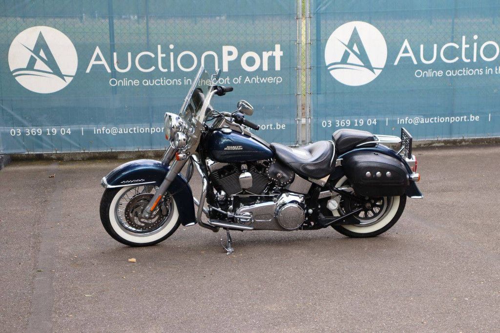 Harley-Davidson Deluxe Softail Benzinmotorrad 2016