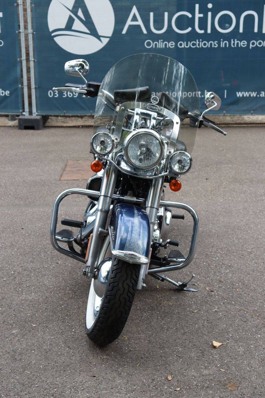 Harley-Davidson Deluxe Softail Benzinmotorrad 2016