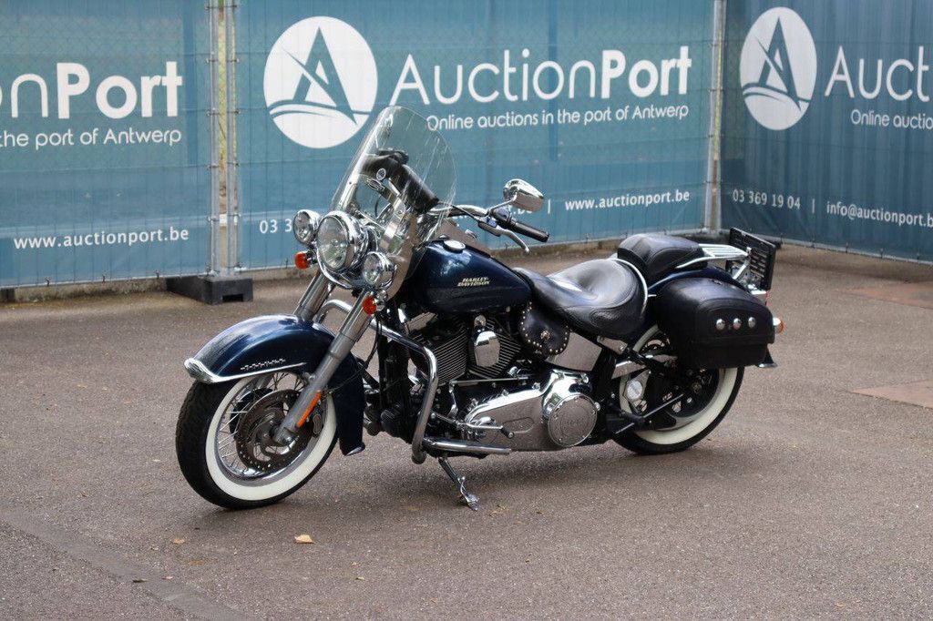 Harley-Davidson Deluxe Softail Benzinmotorrad 2016
