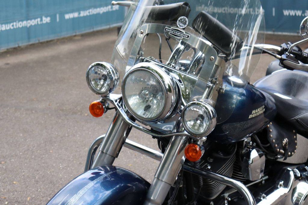 Harley-Davidson Deluxe Softail Benzinmotorrad 2016