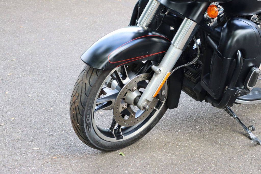 Motor Harley-Davidson STREET GLIDE SPECIAL Benzine 2015