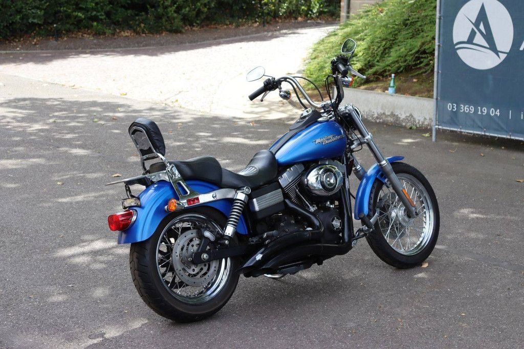 Harley-Davidson DYNA STREET BOB Motorrad Benzin 2007