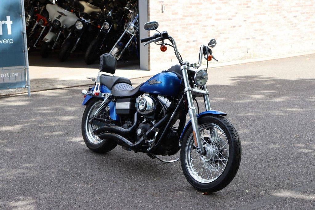 Harley-Davidson DYNA STREET BOB Motorrad Benzin 2007