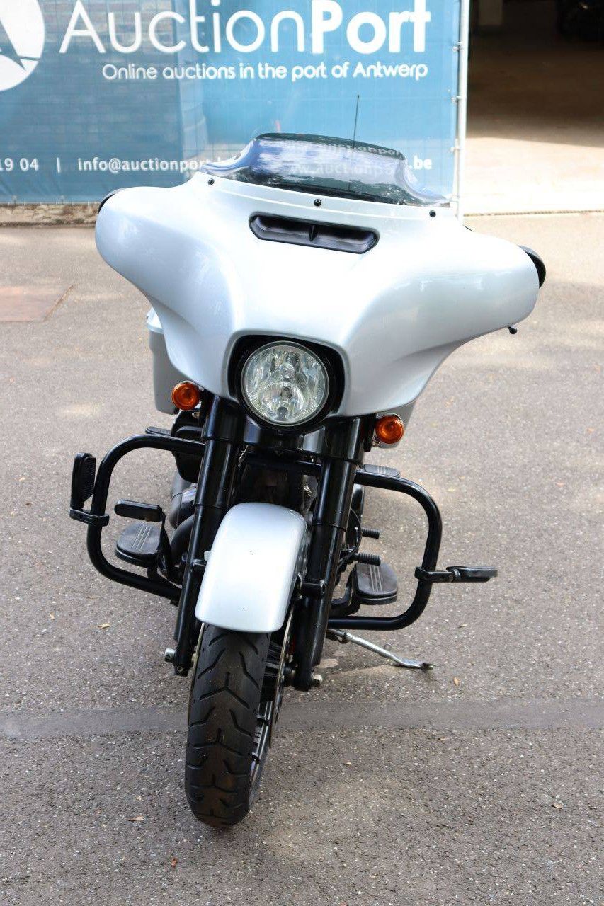 Motorcycle Harley-Davidson STREET GLIDE SPECIAL 114 INCH Petrol 2019