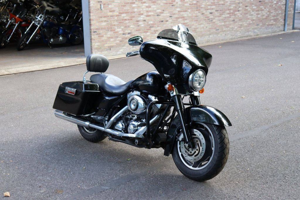 Motor Harley-Davidson STREET GLIDE SPECIAL Benzine 2007