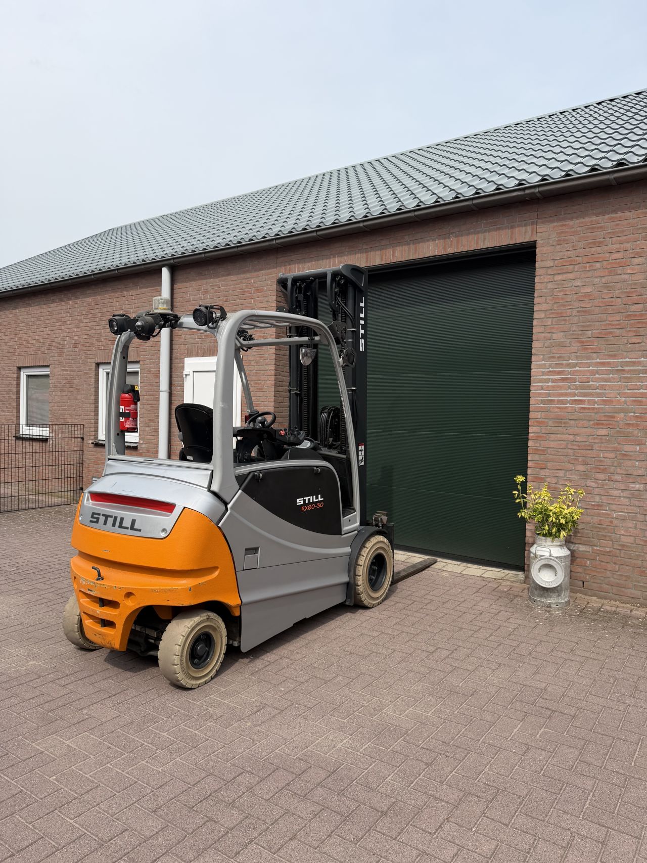 Still RX60-30L 2019 triplo 4 ventielen elektrische heftruck