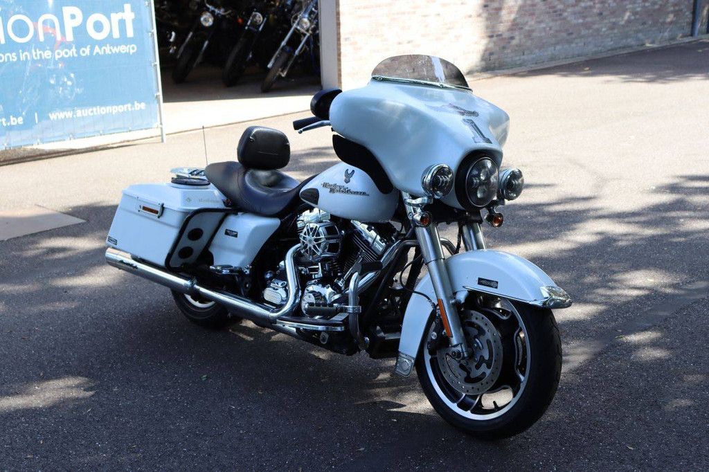 Motor Harley-Davidson STREET GLIDE SPECIAL Benzine 2011