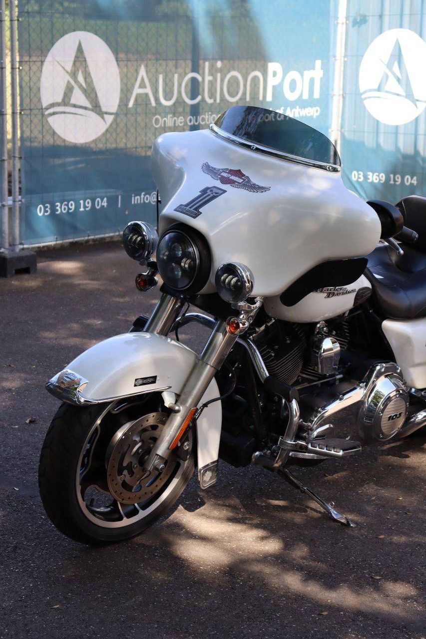 Motor Harley-Davidson STREET GLIDE SPECIAL Benzine 2011