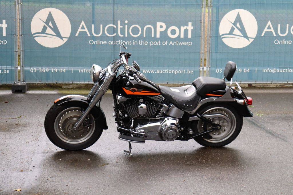 Motorcycle Harley Davidson Fat Boy Softail Petrol 2009