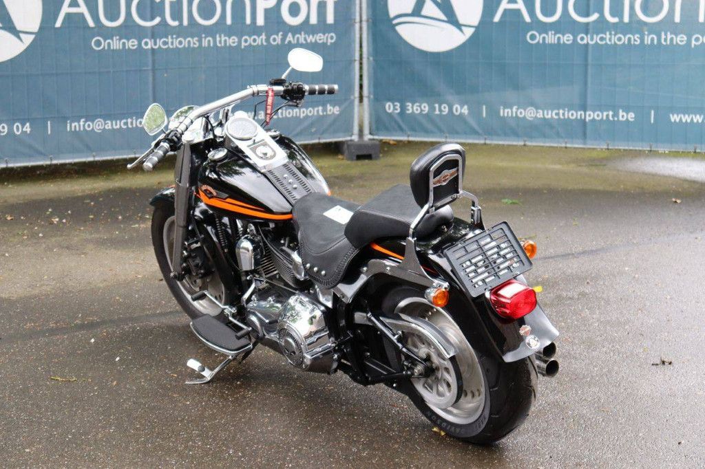 Motorcycle Harley Davidson Fat Boy Softail Petrol 2009