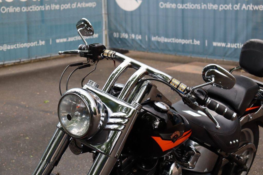 Motorcycle Harley Davidson Fat Boy Softail Petrol 2009