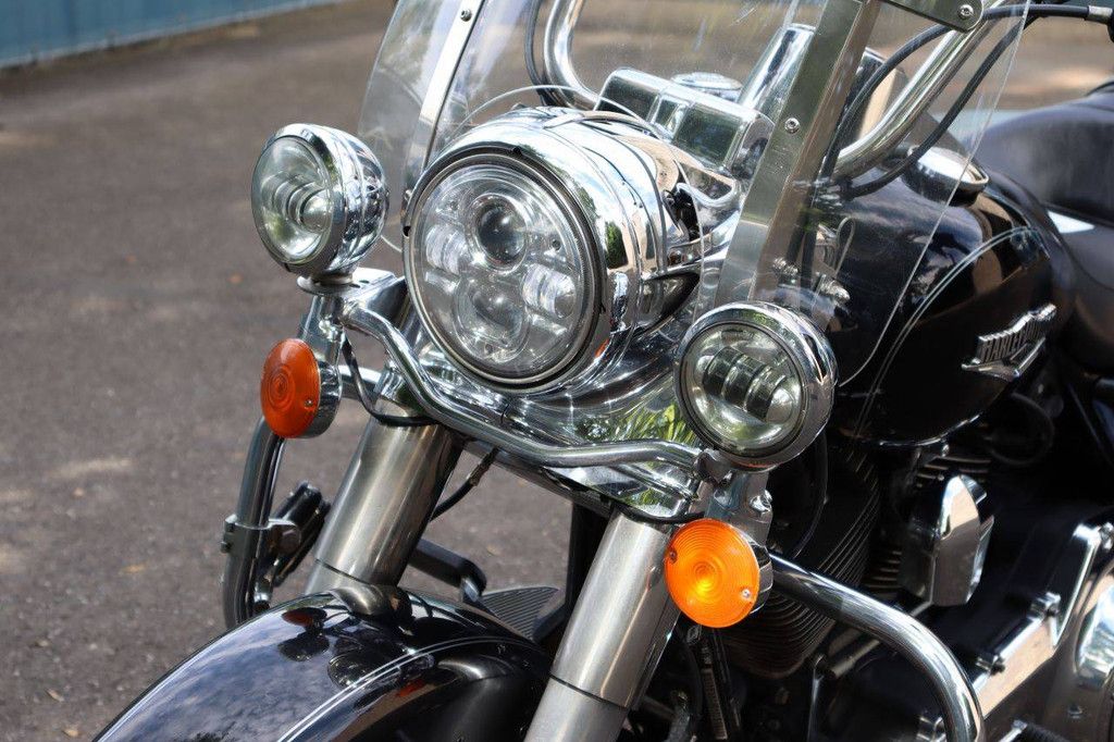 Motorcycle Harley-Davidson ROAD KING Gasoline 2016
