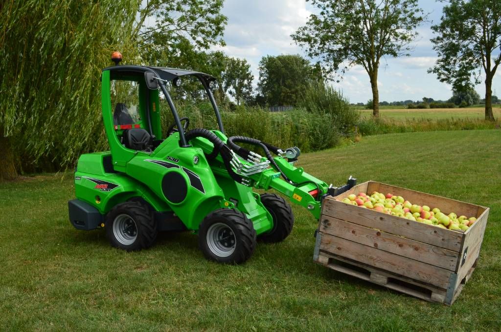 Avant 530 TDL+ Kniklader/Shovel