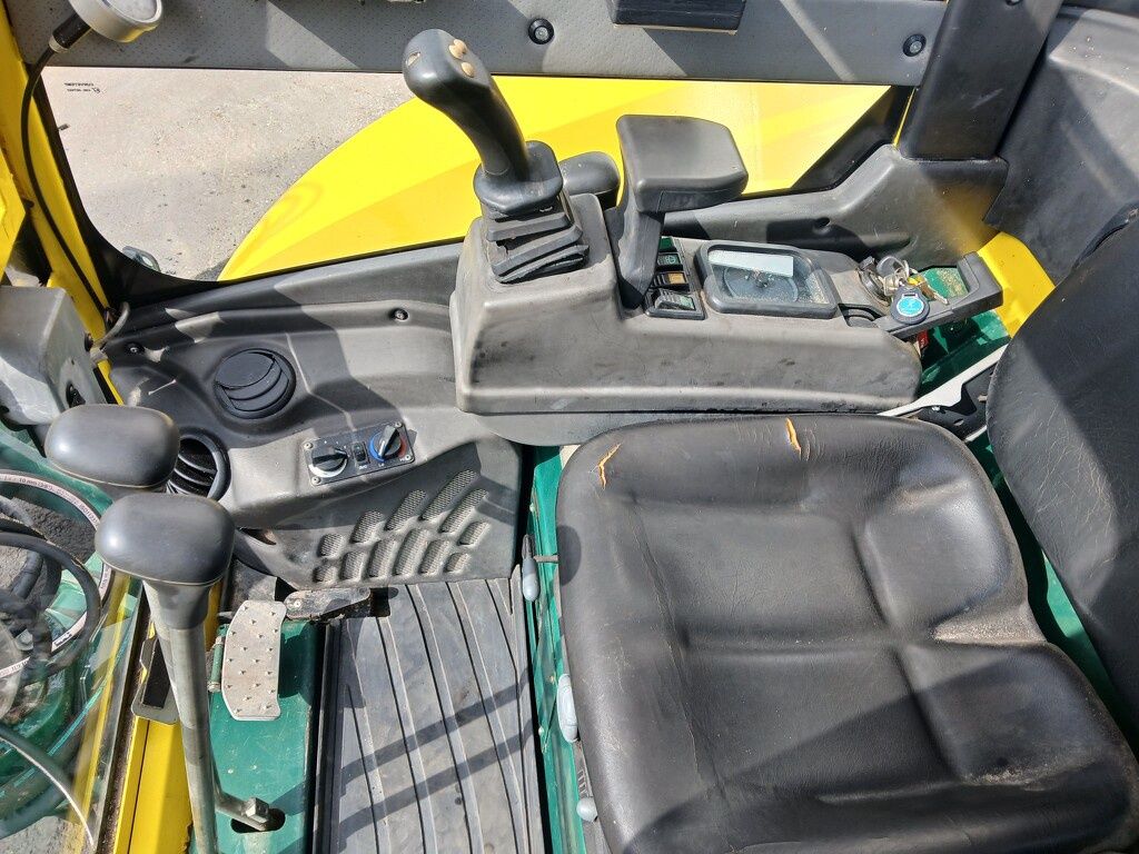 Messersi midi kraan 4 ton binnen draaier. met maar 2100 uur!!