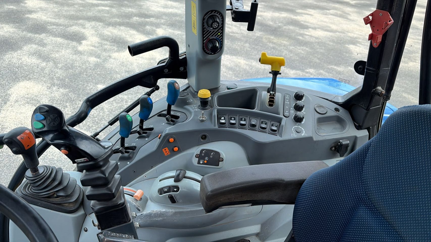 New holland T5.110 electro command