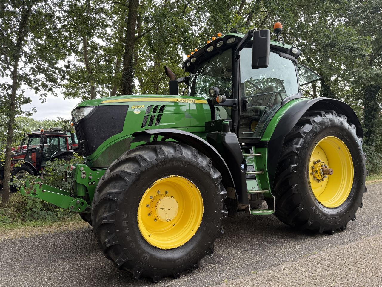 John Deere 6215R AQ
