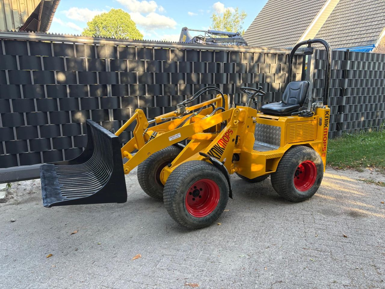Knikmops 130 kubota minishovel yanmar bobcat iseki