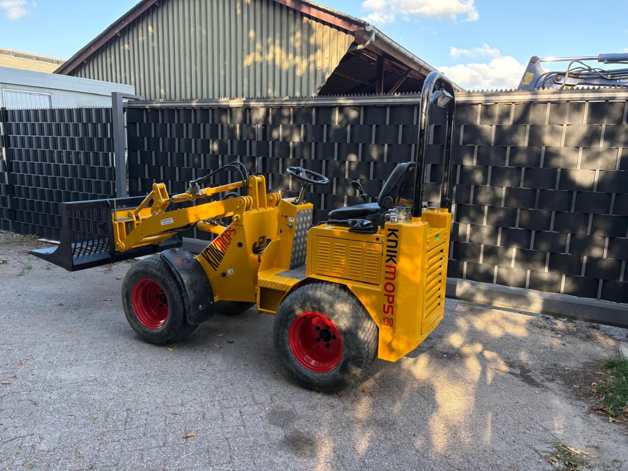Knikmops 130 kubota minishovel yanmar bobcat iseki