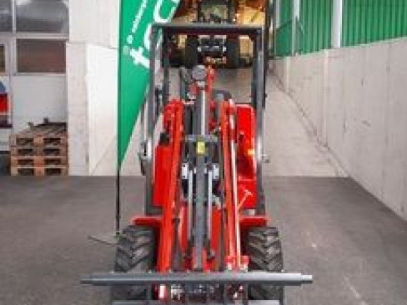 Schäffer 2028 SLT