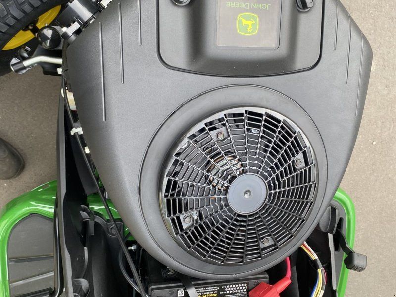 John Deere X 147 R