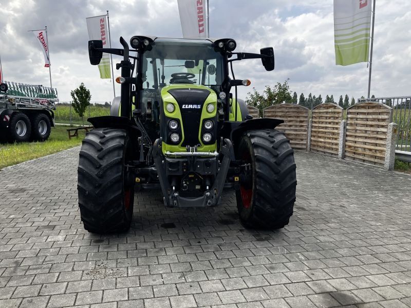 Claas ARION 440 CIS