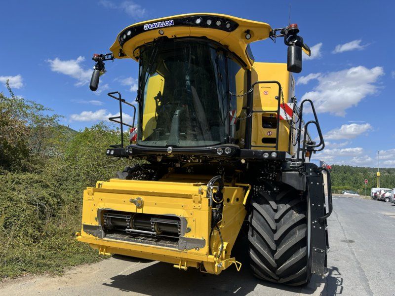 New Holland CR 9.90 REVELATION