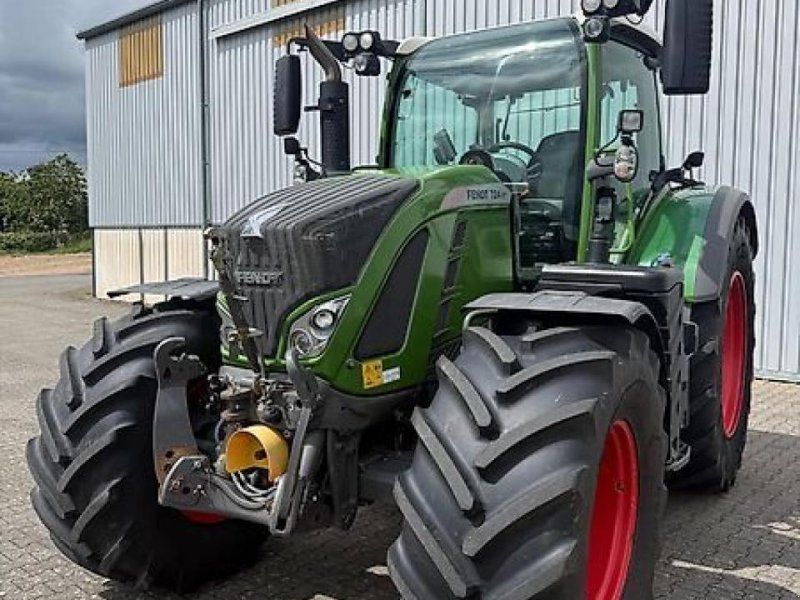 Fendt 724 s4 profi plus auf wunsch mit rtk