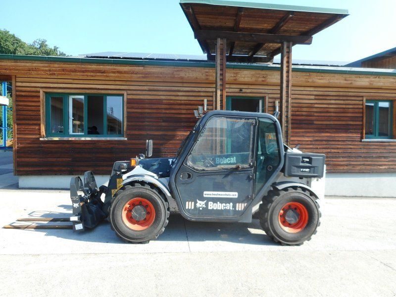 Bobcat T2250 ( 2,2 Tonnen 5 Meter )
