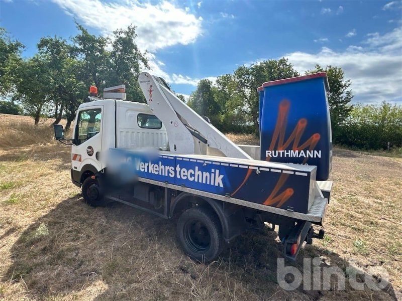 Nissan Cabstar E 24