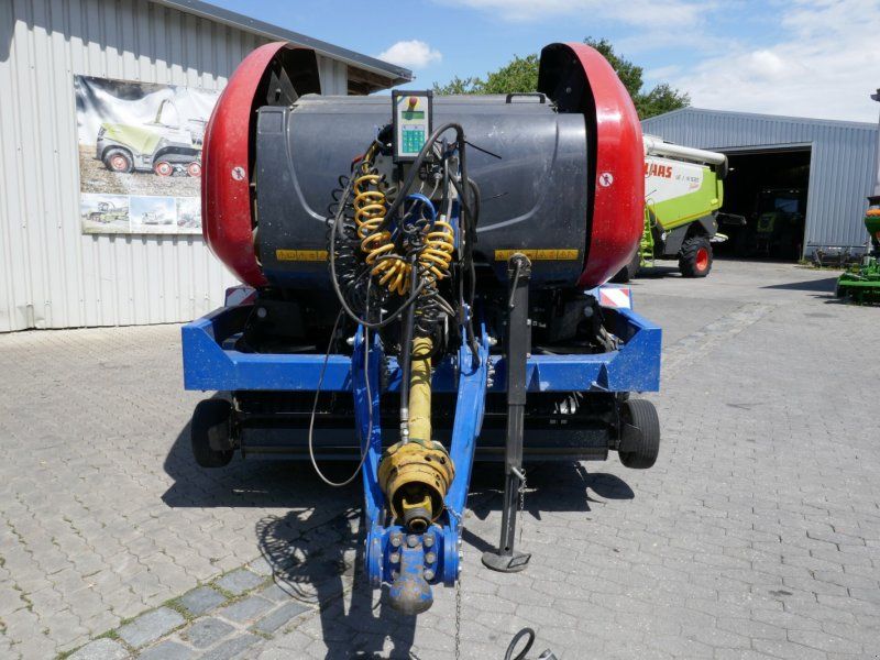 Vicon RF 4325 mit Göweil Wickler G5040