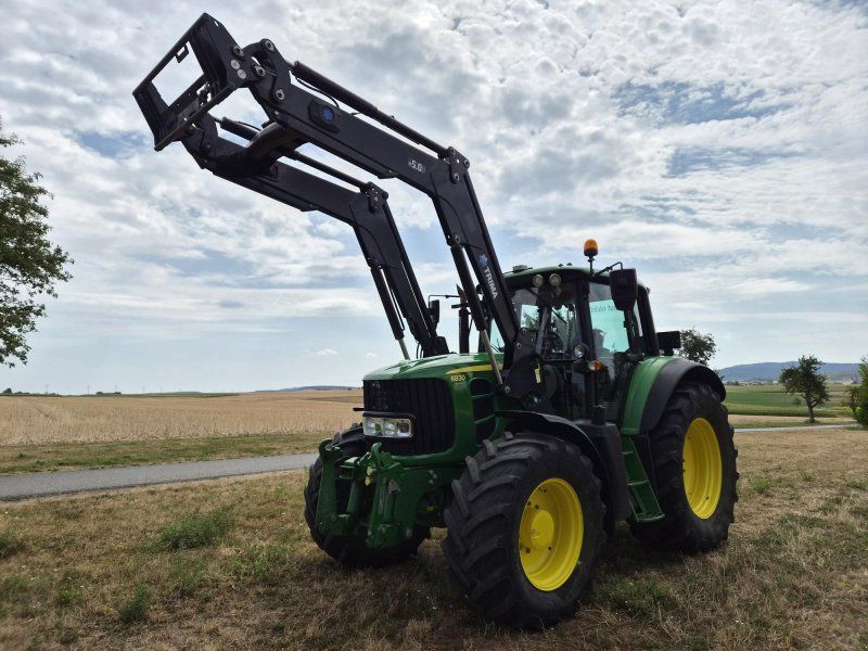 John Deere 6830 Premium mit Frontlader