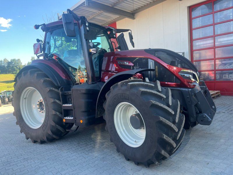 Valtra Q 265