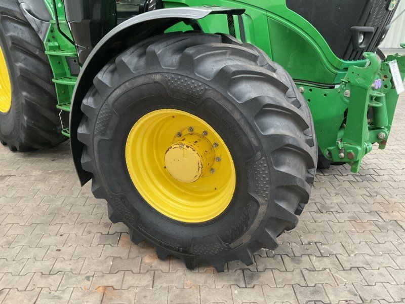 John Deere 6195R