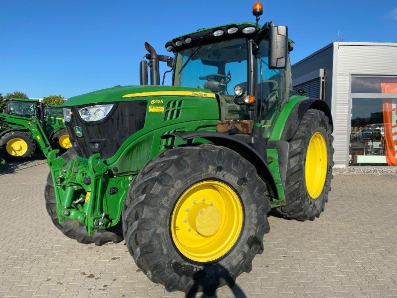 John Deere 6145R